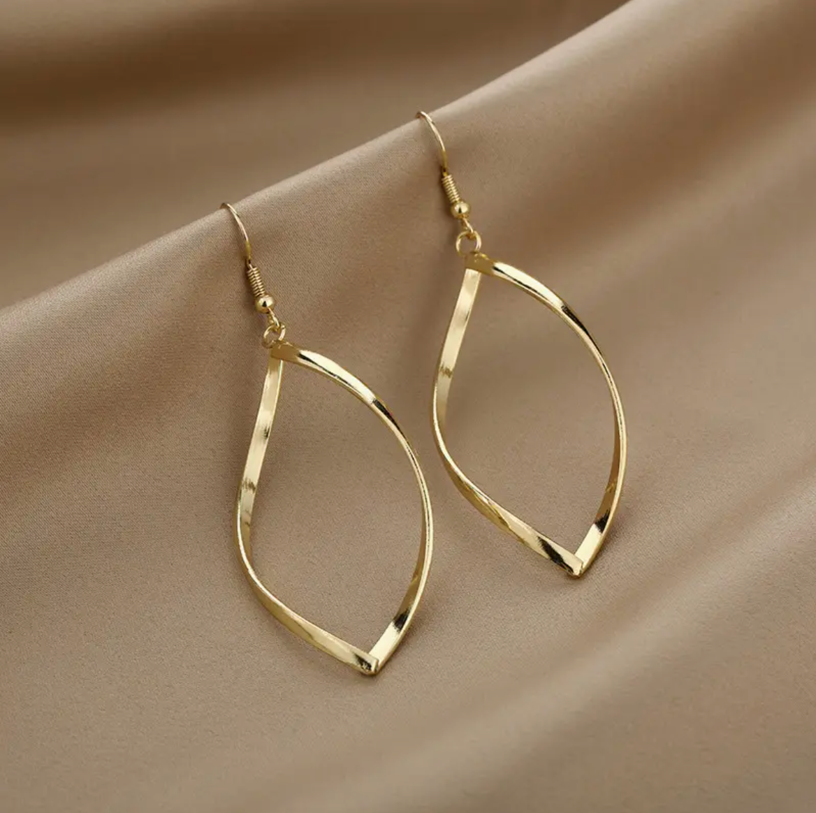 Twist Leaf Drop Earrings
