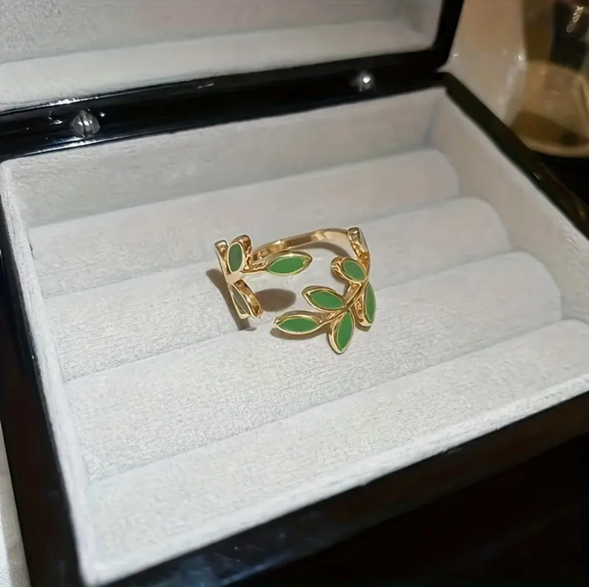 Leaf Enamel Ring