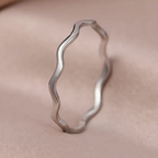 Wavy Band Ring